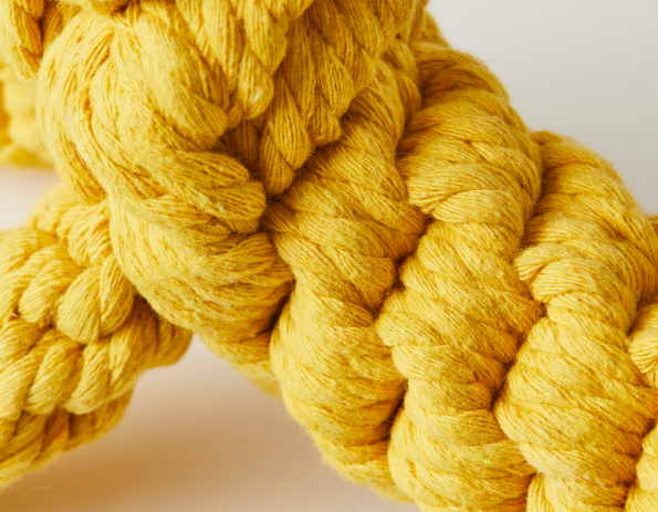 RopeToy_Giraffe_Detail_1800x1400_ae110ab5-54b3-4646-9d7b-921c7017c46f